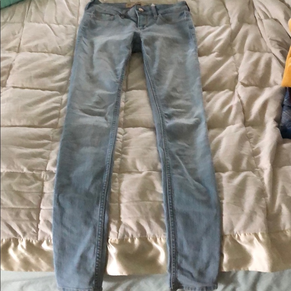 Hollister jeans